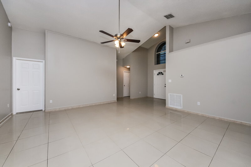 2,155/Mo, 11925 Hatcher Cir Orlando, FL 32824 Misc View 3