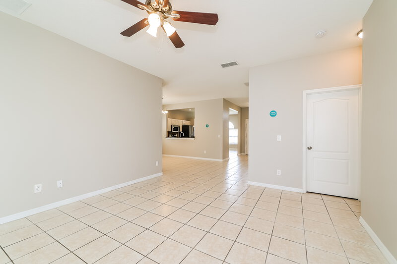 2,155/Mo, 4406 Creeks Run Blvd Kissimmee, FL 34746 Living Room View