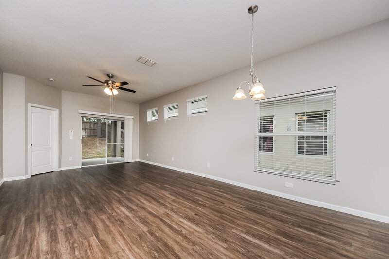 2,400/Mo, 1208 Longville Cir Tavares, FL 32778 Living Room View