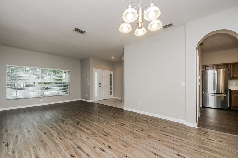 2,400/Mo, 1208 Longville Cir Tavares, FL 32778 Dining Room View