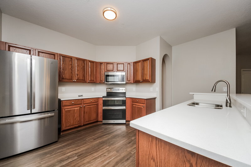 2,400/Mo, 1208 Longville Cir Tavares, FL 32778 Kitchen View