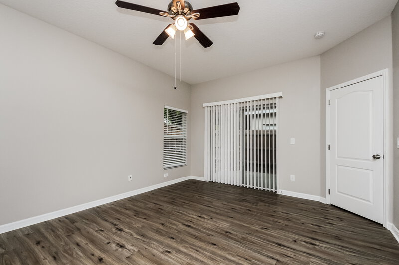 2,400/Mo, 1208 Longville Cir Tavares, FL 32778 Main Bedroom View