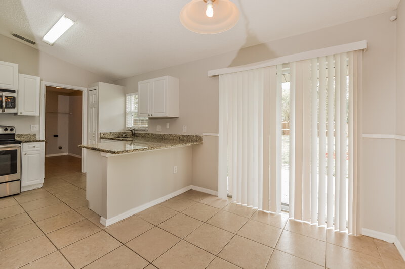 2,080/Mo, 2140 6th Ave DeLand, FL 32724 Dining Room View