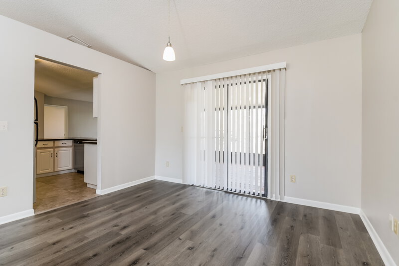 2,570/Mo, 1556 Monticello St Deltona, FL 32725 Dining Room View