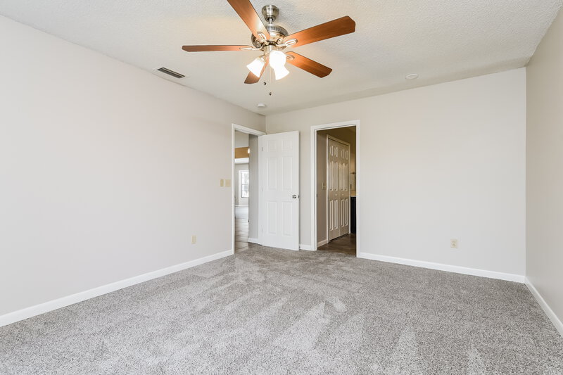 2,570/Mo, 1556 Monticello St Deltona, FL 32725 Main Bedroom View 2