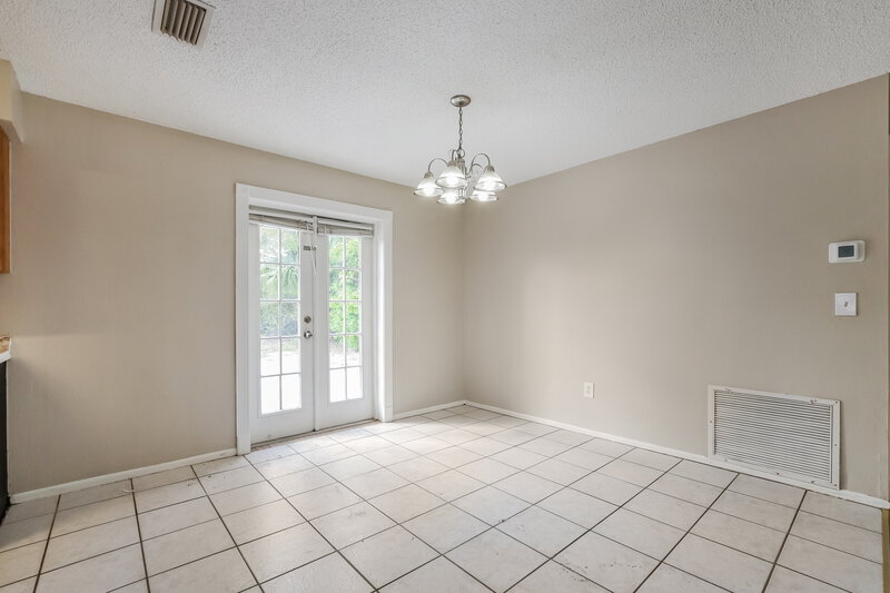 1,870/Mo, 542 Salerno Dr Deltona, FL 32725 Dining Room View