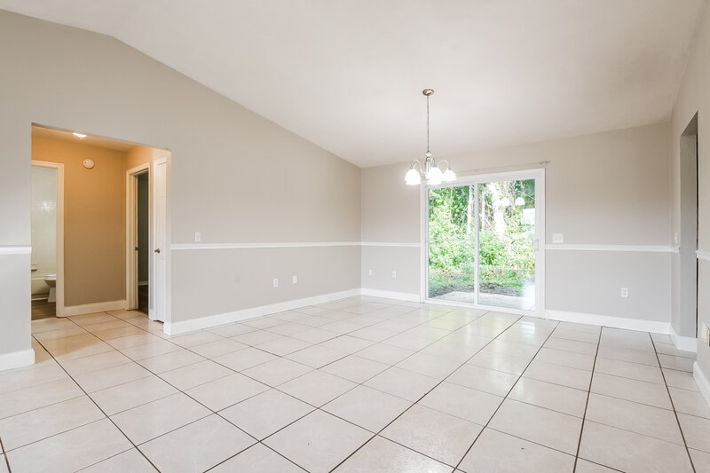 2,500/Mo, 1819 E Glancy Dr Deltona, FL 32725 Living Room View 2
