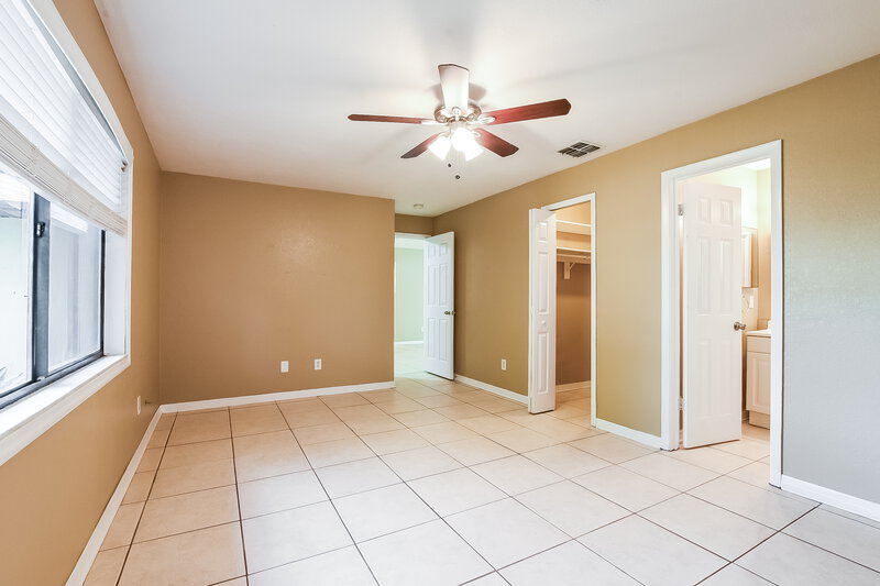 1,810/Mo, 1842 Giles St Deltona, FL 32725 Main Bedroom View
