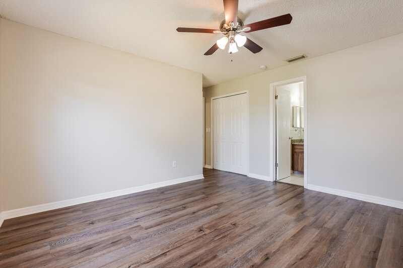 1,945/Mo, 1577 Ross Dr Deltona, FL 32738 Main Bedroom View 2