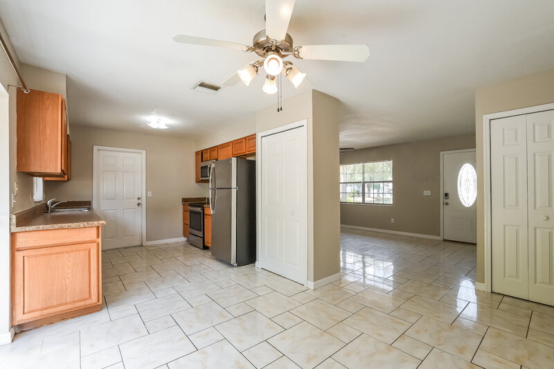1,775/Mo, 2829 Staten Dr Deltona, FL 32738 Dining Room View
