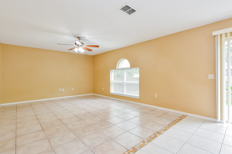 3,460/Mo, 2047 Galahad Dr Deltona, FL 32738 Living Room View
