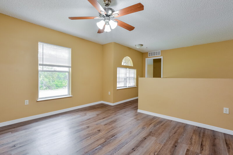 3,460/Mo, 2047 Galahad Dr Deltona, FL 32738 Loft View 2