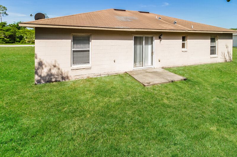 1,685/Mo, 2917 Monarch Ave Deltona, FL 32738 Rear View 3