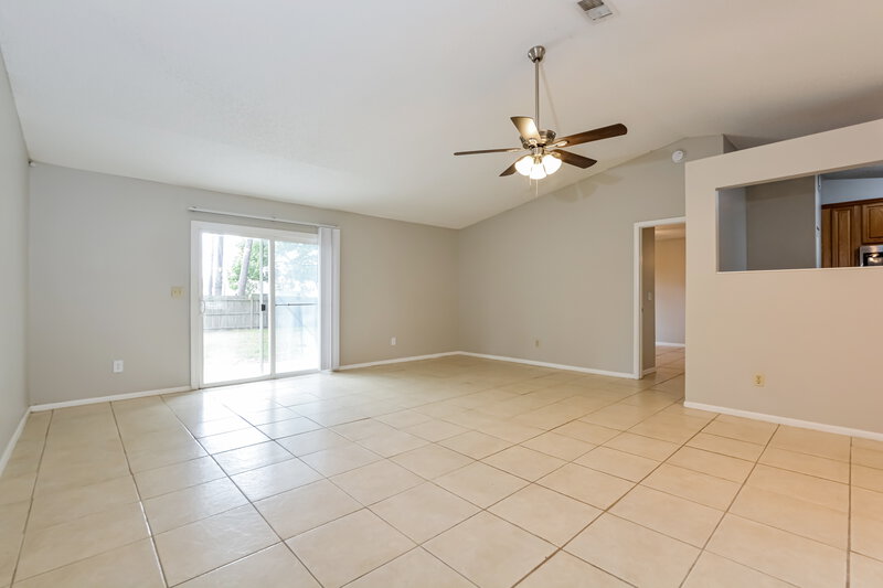 1,805/Mo, 2981 Mallard Dr Deltona, FL 32738 Living Room View