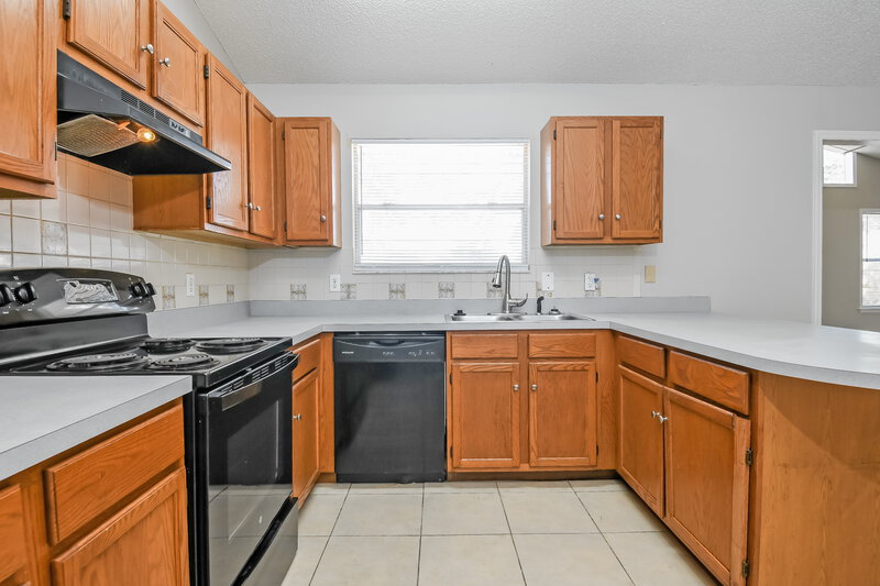 2,135/Mo, 5166 Clarion Hammock Dr Orlando, FL 32808 Misc View 7