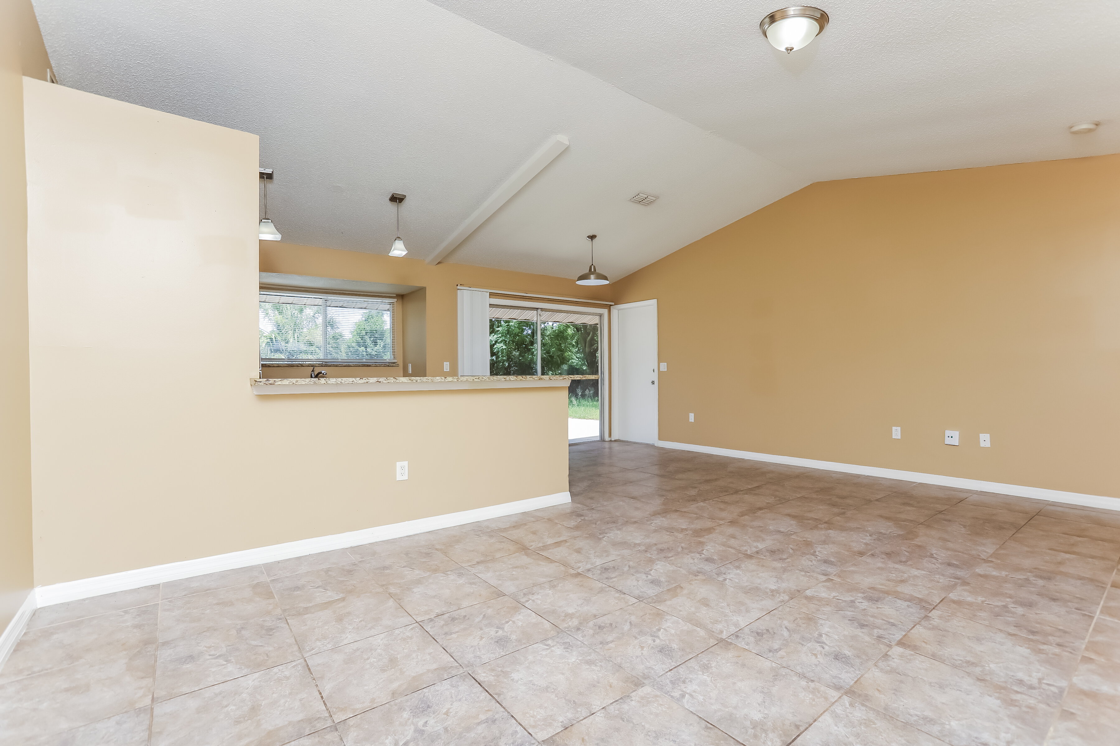 2,120/Mo, 5343 Broken Pine Circle Orlando, FL 32818 Misc View 3