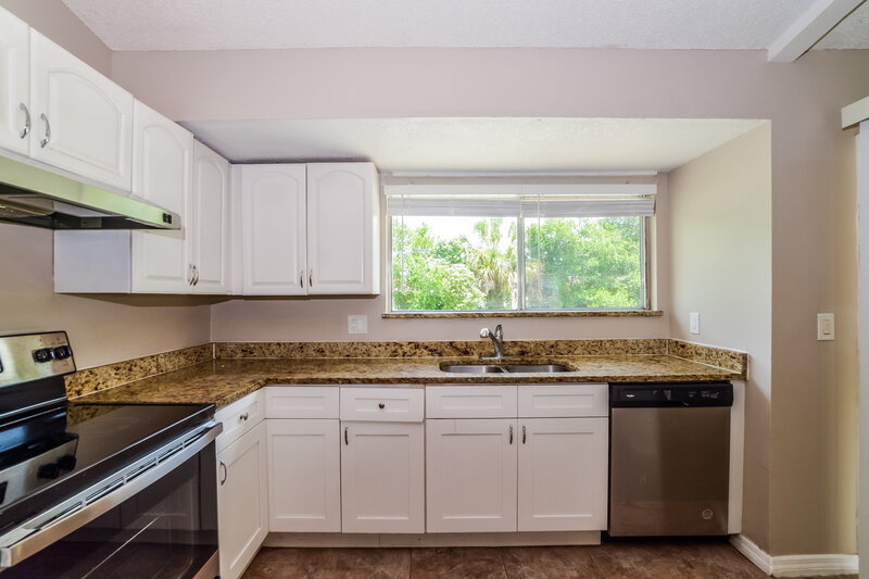 1,995/Mo, 5343 Broken Pine Circle Orlando, FL 32818 Misc View 4