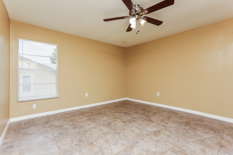2,120/Mo, 5343 Broken Pine Circle Orlando, FL 32818 Bedroom View
