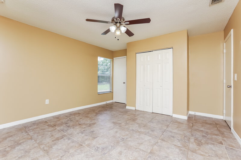 2,120/Mo, 5343 Broken Pine Circle Orlando, FL 32818 Bedroom View 2
