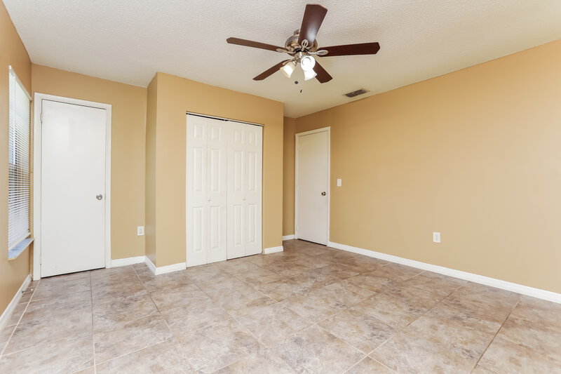 2,120/Mo, 5343 Broken Pine Circle Orlando, FL 32818 Bedroom View 3