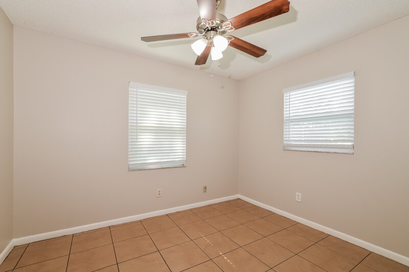 1,900/Mo, 206 Yale Dr Sanford, FL 32771 Bedroom View 3