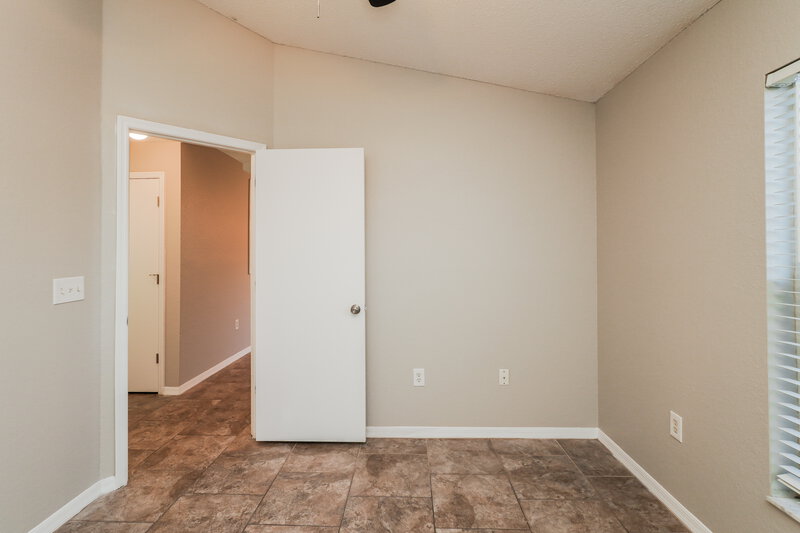 2,520/Mo, 3307 Queens Cove Loop Winter Haven, FL 33880 Bedroom View 3