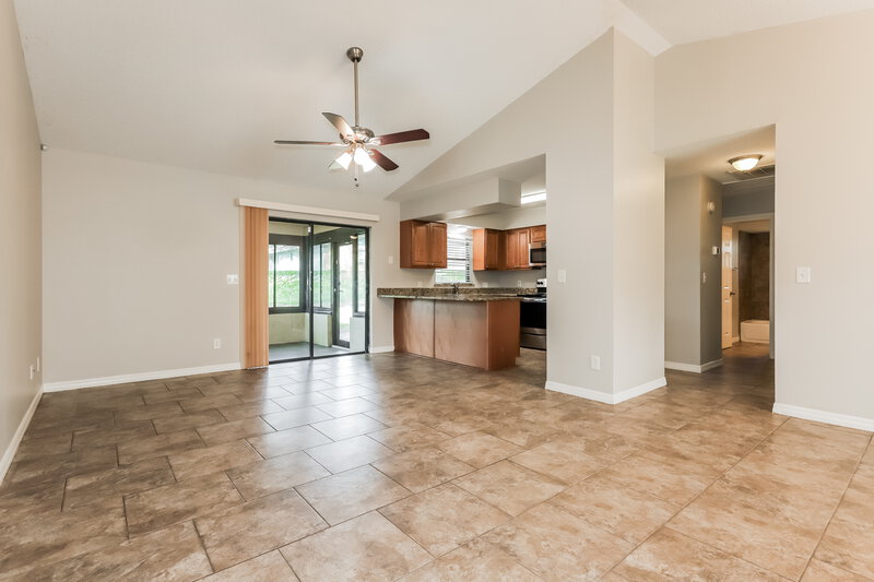 1,775/Mo, 801 Cambridge Way Lake Wales, FL 33853 Living Room View 2