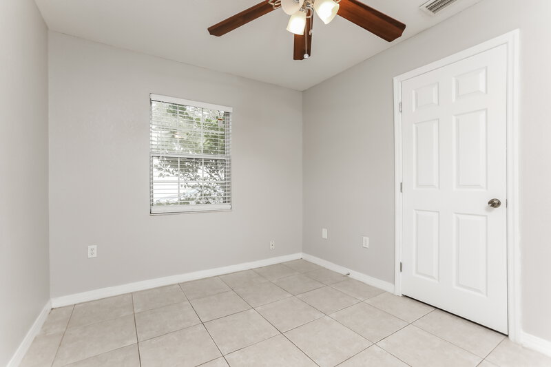 1,975/Mo, 3915 Holly Ct Mount Dora, FL 32757 Bedroom View 3