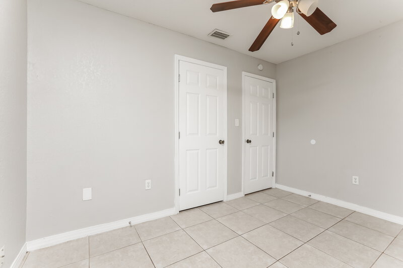 1,975/Mo, 3915 Holly Ct Mount Dora, FL 32757 Bedroom View 4