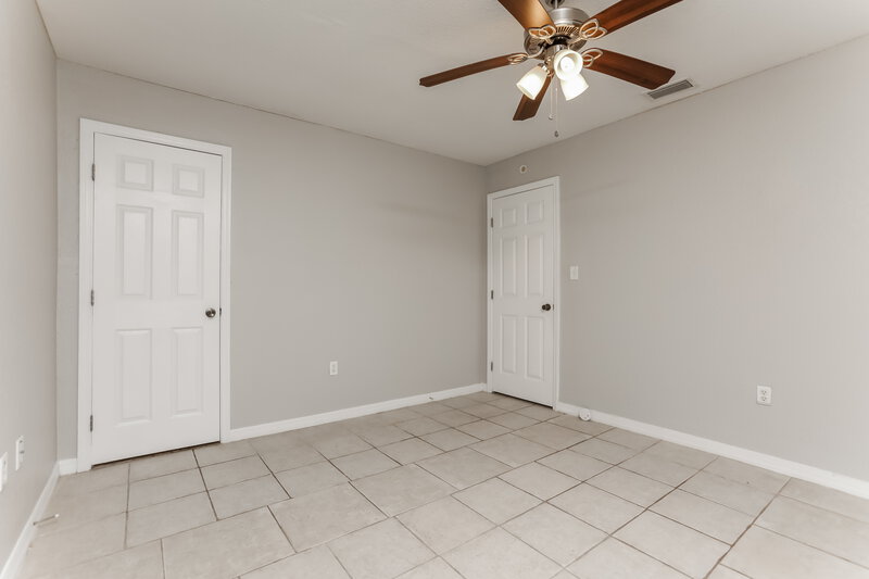 1,975/Mo, 3915 Holly Ct Mount Dora, FL 32757 Bedroom View 7