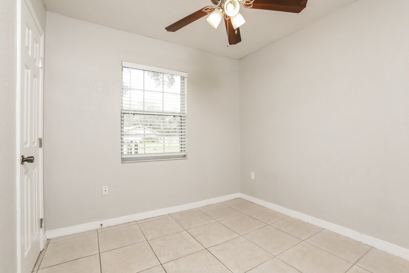 1,975/Mo, 3915 Holly Ct Mount Dora, FL 32757 Bedroom View 9