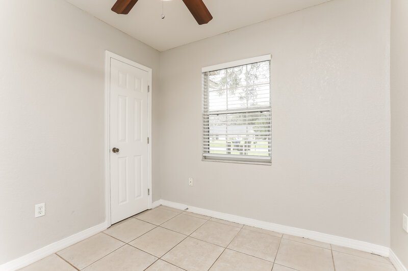 1,975/Mo, 3915 Holly Ct Mount Dora, FL 32757 Bedroom View 12