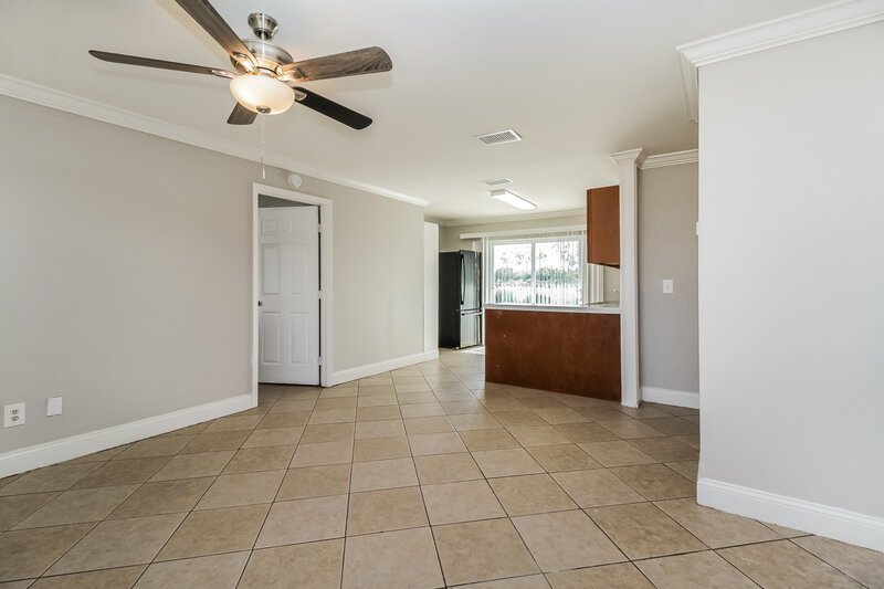 1,715/Mo, 4764 Miramar Rd Orlando, FL 32811 Living Room View 2
