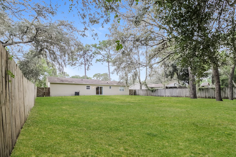 1,915/Mo, 7727 Range Dr Orlando, FL 32810 Rear View 3