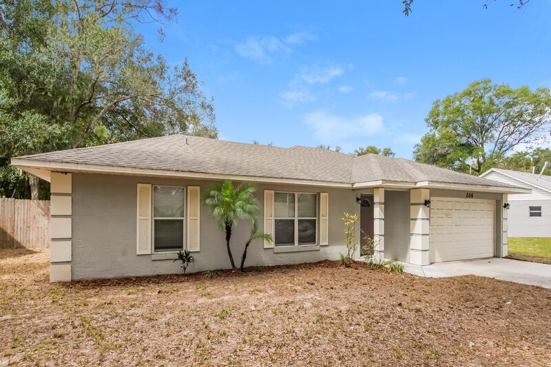 1,710/Mo, 206 Howard Ct Mascotte, FL 34753 Front View