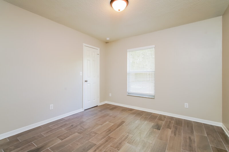 1,710/Mo, 206 Howard Ct Mascotte, FL 34753 Bedroom View