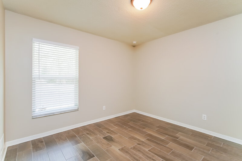 1,710/Mo, 206 Howard Ct Mascotte, FL 34753 Bedroom View 2