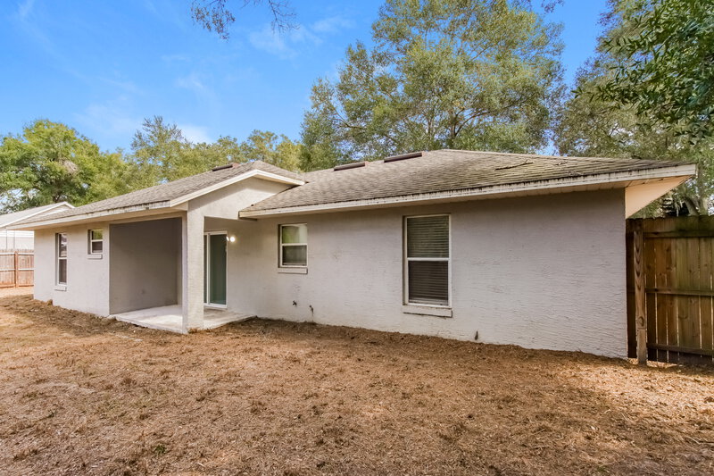 1,710/Mo, 206 Howard Ct Mascotte, FL 34753 Rear View 2