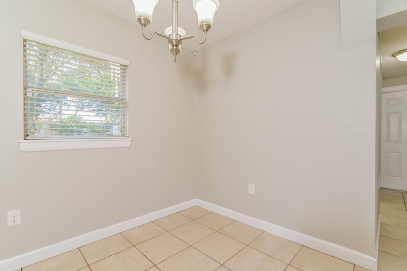 1,915/Mo, 132 Alder Ave Altamonte Springs, FL 32714 Dining Room View