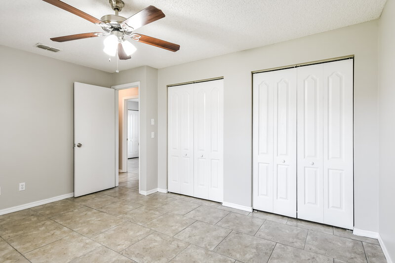 1,635/Mo, 340 Cortez Ct Kissimmee, FL 34758 Main Bedroom View 2