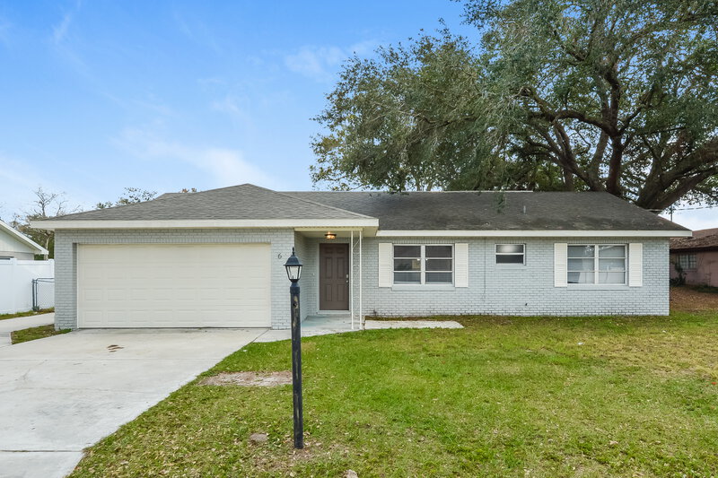 1,730/Mo, 6 S Lake Fox Rd Winter Haven, FL 33884 External View