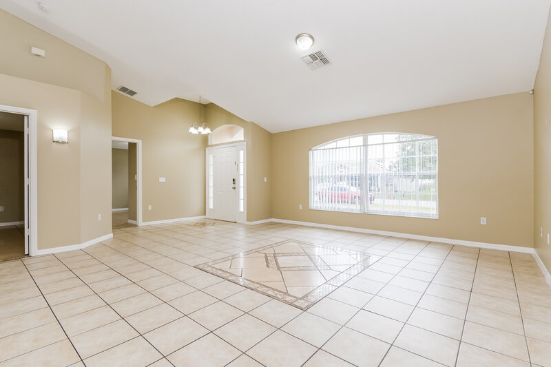 1,705/Mo, 1120 Roan Ct Kissimmee, FL 34759 Living Room View 3