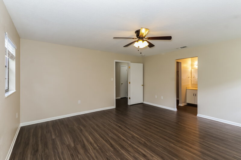 1,765/Mo, 3701 Red Oak Ct Lake Wales, FL 33898 Main Bedroom View