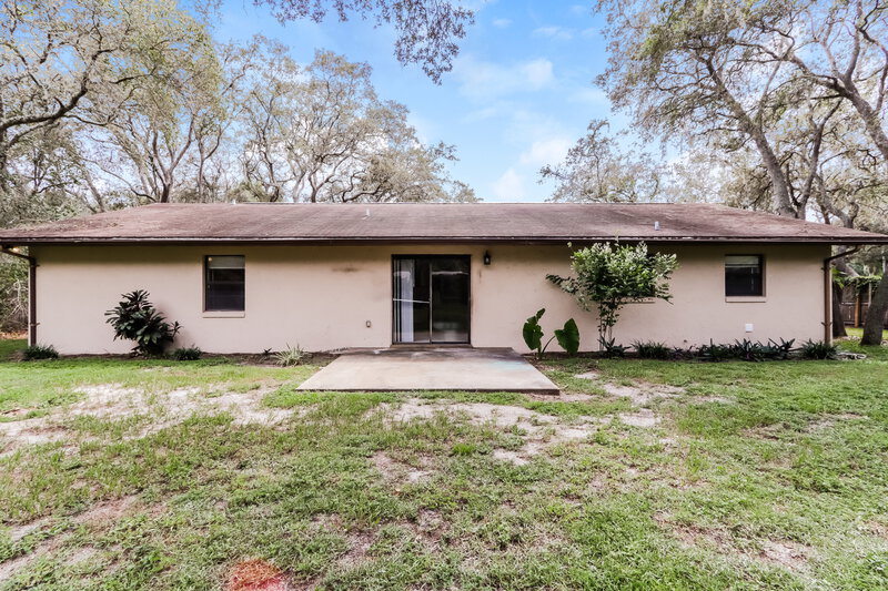1,765/Mo, 3701 Red Oak Ct Lake Wales, FL 33898 Rear View