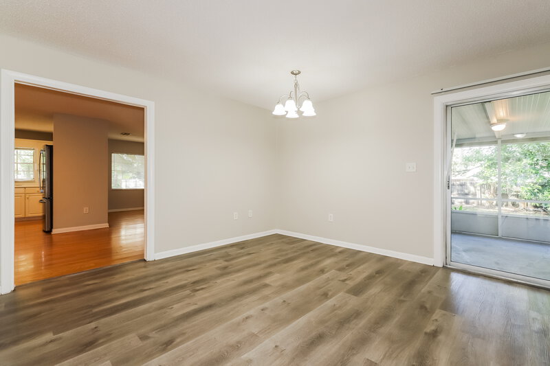 1,835/Mo, 1127 Circle Dr Lake Wales, FL 33853 Dining Room View