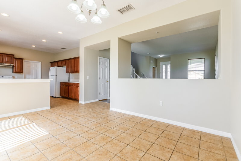 2,380/Mo, 1007 N Platte Way Poinciana, FL 34759 Dining Room View
