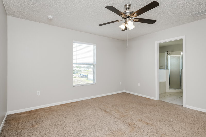 1,950/Mo, 609 Gila Dr Poinciana, FL 34759 Main Bedroom View