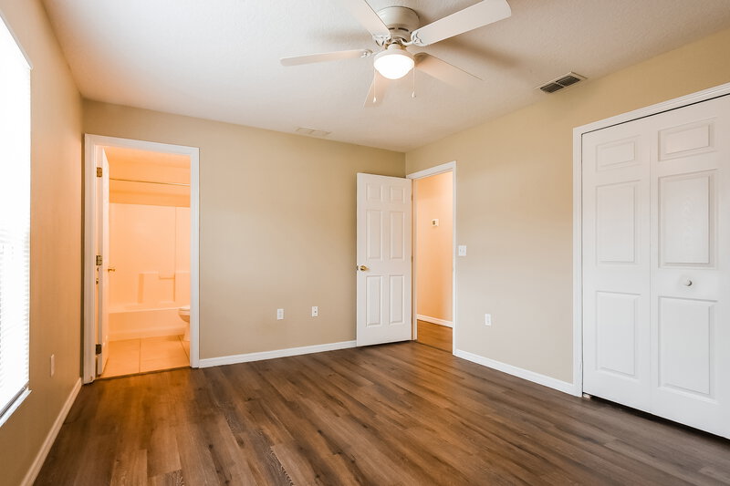 1,755/Mo, 1315 6th Avenue Deland, FL 32724 Main Bedroom View 2