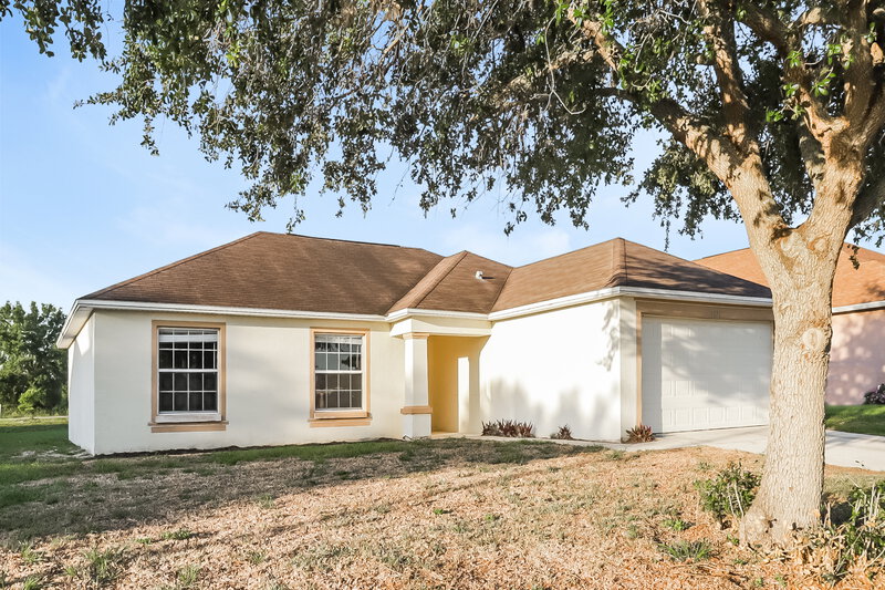 1,735/Mo, 2324 Sunset Pointe Dr Lake Wales, FL 33898 Front View