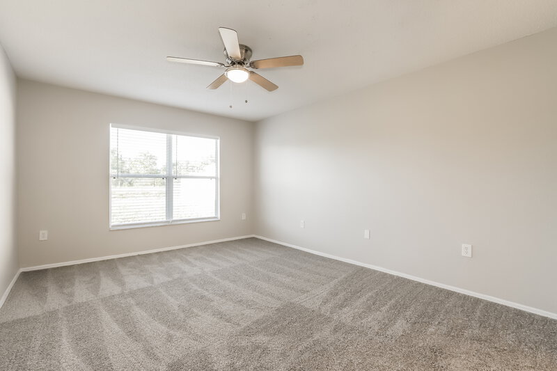 1,735/Mo, 2324 Sunset Pointe Dr Lake Wales, FL 33898 Main Bedroom View